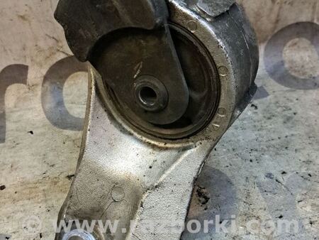 Подушка КПП для Honda CR-V (02-06) Киев 50850SKNE01
