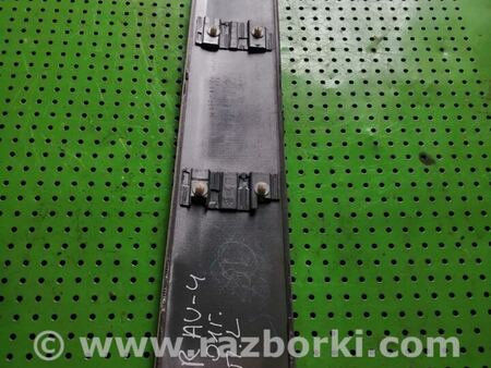 Молдинг внешний двери передней для Toyota RAV-4 (00-05) Киев 7573242100