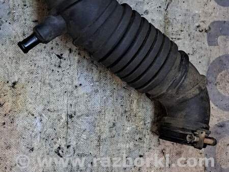 Патрубок турбины для Mitsubishi Pajero Киев MR312394
