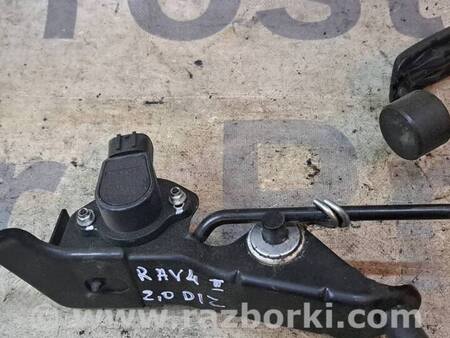 Электронная педаль газа для Toyota RAV-4 (00-05) Киев 7801042020