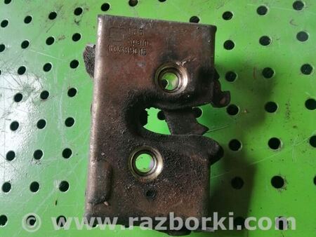 Замок двери задней левой для Seat Toledo Киев 1L0839015