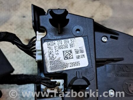 Кнопки руля для Skoda Fabia New Киев 3T0959537