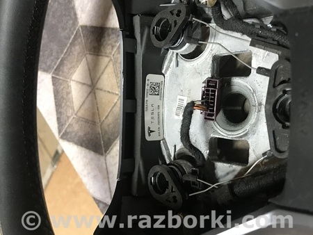 Руль для Tesla Model 3 Белая Церковь 1095222-00-M