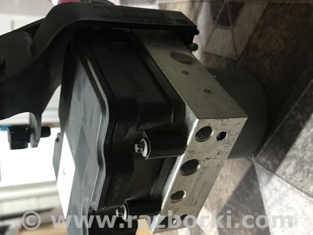 Блок ABS для Tesla Model Y Белая Церковь 1044745-00-B