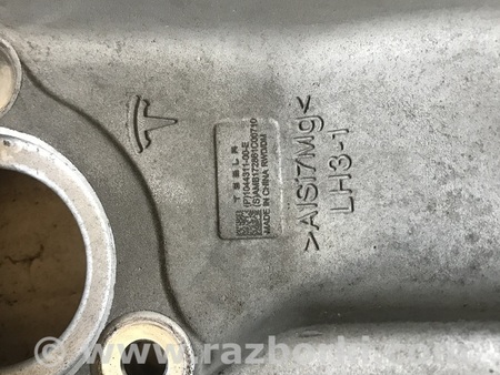 Кулак поворотный левый для Tesla Model 3 Белая Церковь 1044311-00-E