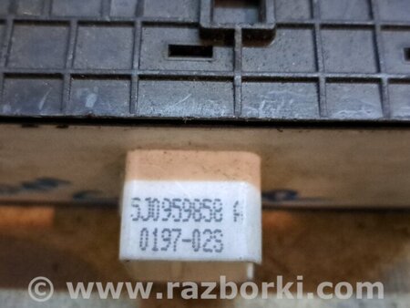 Блок кнопок стеклоподъемников для Skoda Roomster Киев 5J0959858A