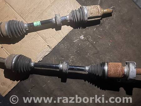 Полуось передняя правая для Honda CR-V Киев 44305TLAA01