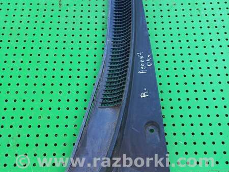 Пластик под лобовое стекло для Hyundai Accent Киев 8616025500