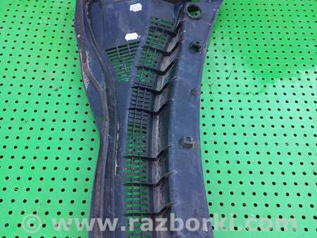 Пластик под лобовое стекло для Suzuki Swift Киев 7233062J205PK