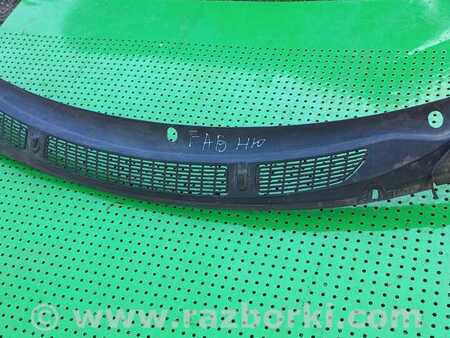 Пластик под лобовое стекло для Skoda Fabia New Киев 5J1819415D