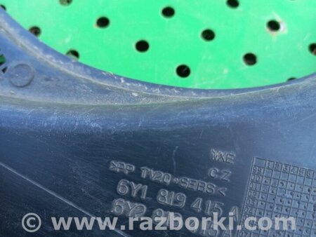 Пластик под лобовое стекло для Skoda Fabia Киев 6Y1819415A