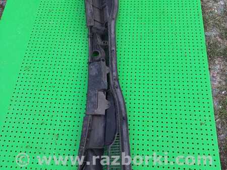Пластик под лобовое стекло для Toyota Land Cruiser Prado 120 Киев 5570860051