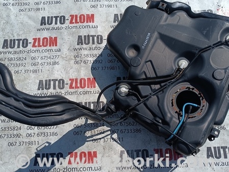 Топливный бак для Volkswagen Scirocco Mk3 (07.2008-11.2015) Львов 1K0201085M