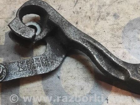 Вилка КПП для Skoda Fabia Киев 6Q0711051D