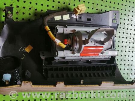 Airbag подушка пассажира для Nissan Note E11 (2006-2013) Киев 682109U10B