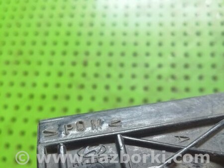 Ручка крышки багажника для Hyundai Matrix Киев 8172025020