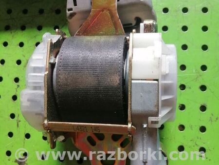 Ремень безопасности передний для Toyota RAV-4 (00-05) Киев 7322042222C1