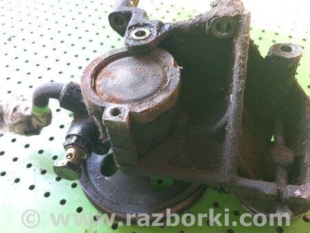 Насос гидроусилителя для Mitsubishi Carisma Киев MR131033