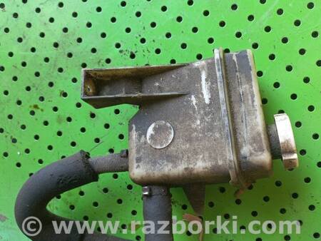 Бачок гидроусилителя для Mitsubishi Carisma Киев MR130654