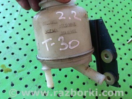 Бачок гидроусилителя для Nissan X-Trail T30 (2001-2008) Киев 491804M403