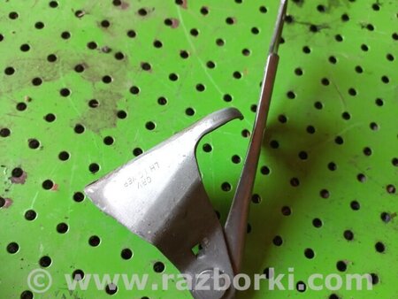 Петля капота левая для Honda CR-V (02-06) Киев 60170S5A000ZZ