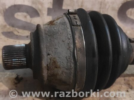 Полуось передняя левая для Audi (Ауди) A8 D3 (07.2002-10.2009) Киев 4E0407271N