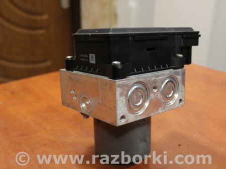 Блок ABS для Volkswagen Tiguan (07-11) Львов 5N0614109BN