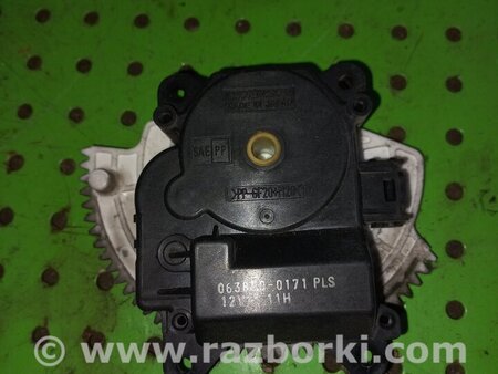 Привод заслонки отопителя для Toyota RAV-4 (05-12) Киев 8710642100