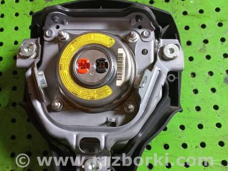 Airbag подушка водителя для Toyota RAV-4 (05-12) Киев 4513042100B0