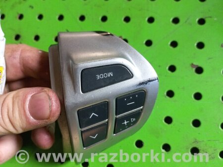 Кнопки руля для Mitsubishi Outlander XL Киев 75B471