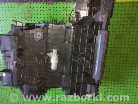 Корпус печки для Nissan Juke (10-19) Киев 272101KA1A