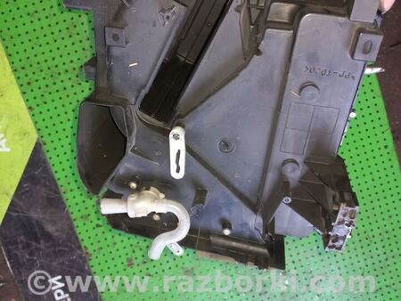 Корпус печки для Toyota Avensis T250 (02.2003-10.2009) Киев 8701005831
