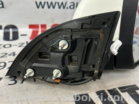 Дзеркало бокове праве для Nissan LEAF (10-17) Львов