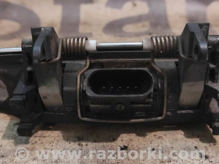 Ручка передней левой двери для Audi (Ауди) A8 D3 (07.2002-10.2009) Киев 4E1837205GGRU