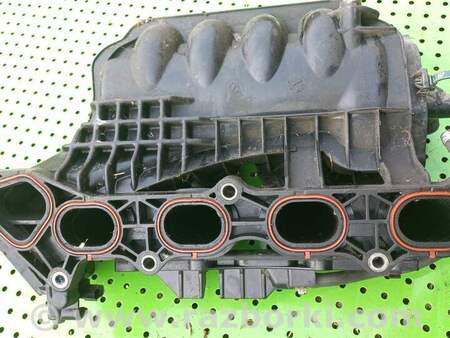 Впускной коллектор для Honda Civic 4D Киев 17100RNAA00