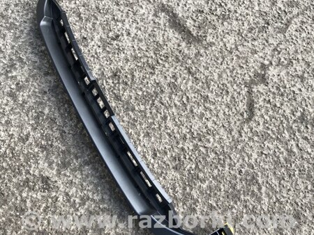 Нижняя планка решетки радиатора для Honda CR-V (07-11) Киев 71127-T0G-A01