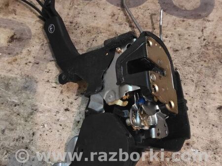 Замок двери передней правой для Toyota RAV-4 (00-05) Киев 6931042330