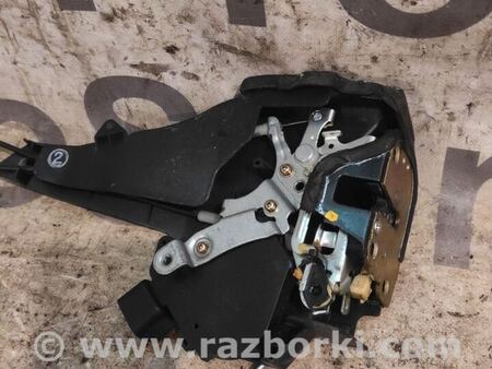 Замок двери задней правой для Toyota RAV-4 (00-05) Киев 6933042060