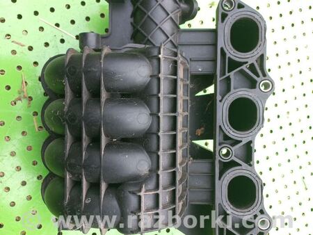 Впускной коллектор для Mitsubishi Lancer IX 9 (03-07) Киев MN143823