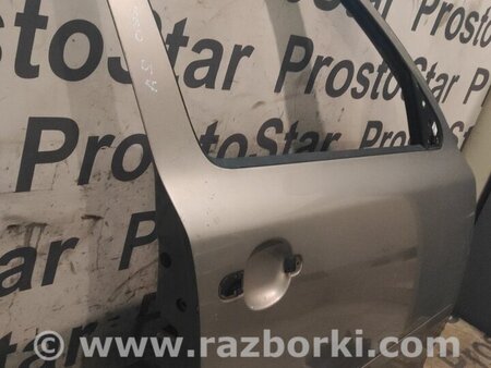 Дверь передняя правая для Skoda Octavia A5 Киев 1Z0831056