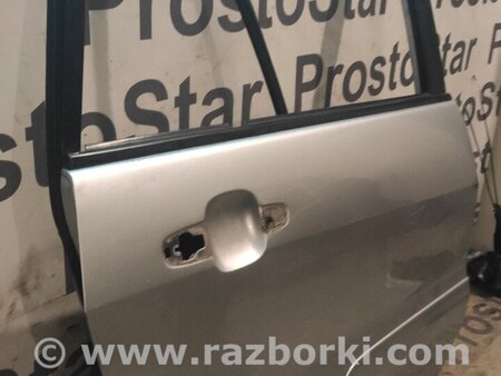 Дверь задняя правая для Toyota RAV-4 (00-05) Киев 6700342050