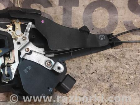 Замок двери задней левой для Toyota RAV-4 (00-05) Киев 6934042060