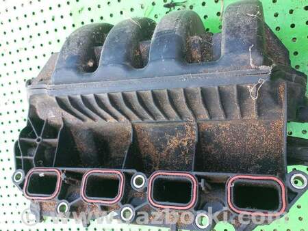 Впускной коллектор для Volkswagen Passat B6 (03.2005-12.2010) Киев 03C129709F