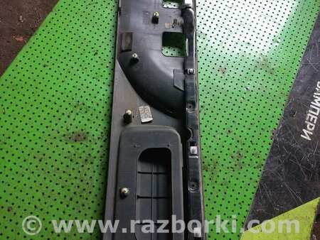 Накладка крышки багажника для Honda CR-V (02-06) Киев 74890SCAE21ZF