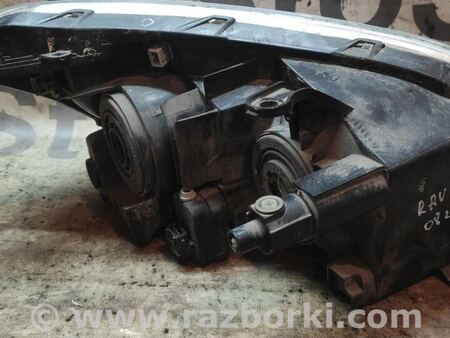 Фара передняя левая для Toyota RAV-4 (05-12) Киев 8117042311