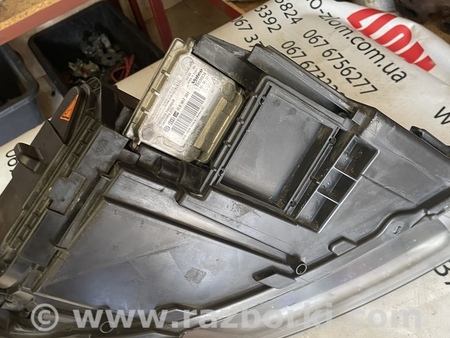 Фара передняя левая для Audi (Ауди) Q7 4L (09.2005-11.2015) Львов 4L0941003A