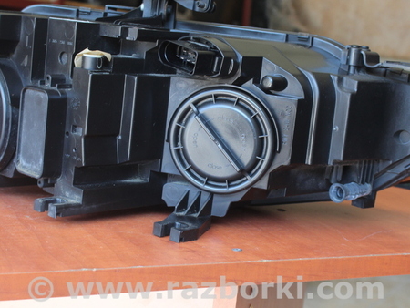 Фара передняя левая для Audi (Ауди) A4 B8 - 8K2, 8K5 (08.2007-11.2015) Львов 8K0941003L