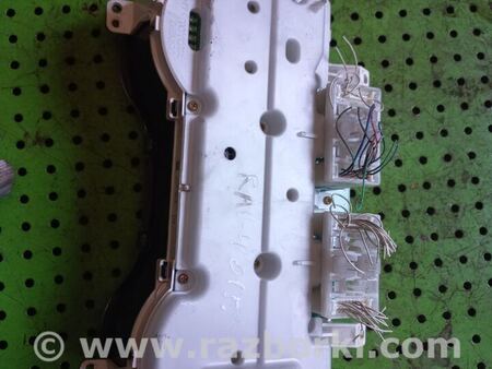 Щиток приборов для Toyota RAV-4 (00-05) Киев 8380042A20
