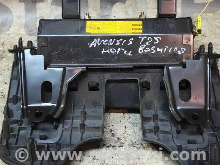 Подушка безопасности (Airbag) коленная водителя для Toyota Avensis T250 (02.2003-10.2009) Киев 7390005010B0