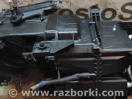 Корпус печки для Toyota Avensis T250 (02.2003-10.2009) Киев 8705005430